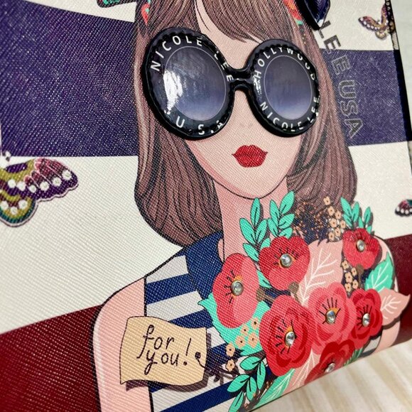 Nicole Lee Handbag "Judith Loves Flowers" Glasses & Stripes Red White Blue RARE - Picture 4 of 12